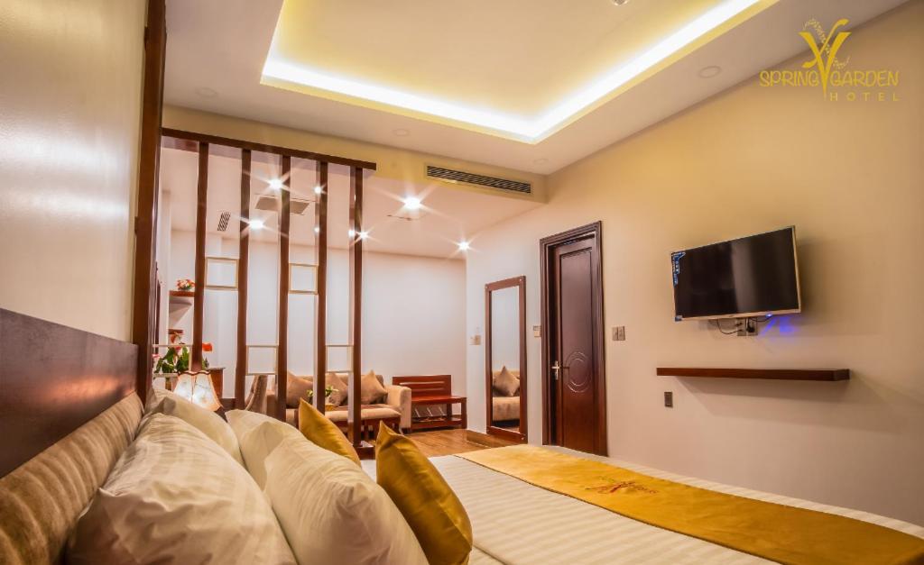Spring Garden Hotel Lk Long Khanh Exteriör bild