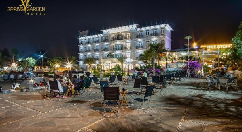 Spring Garden Hotel Lk Long Khanh Exteriör bild